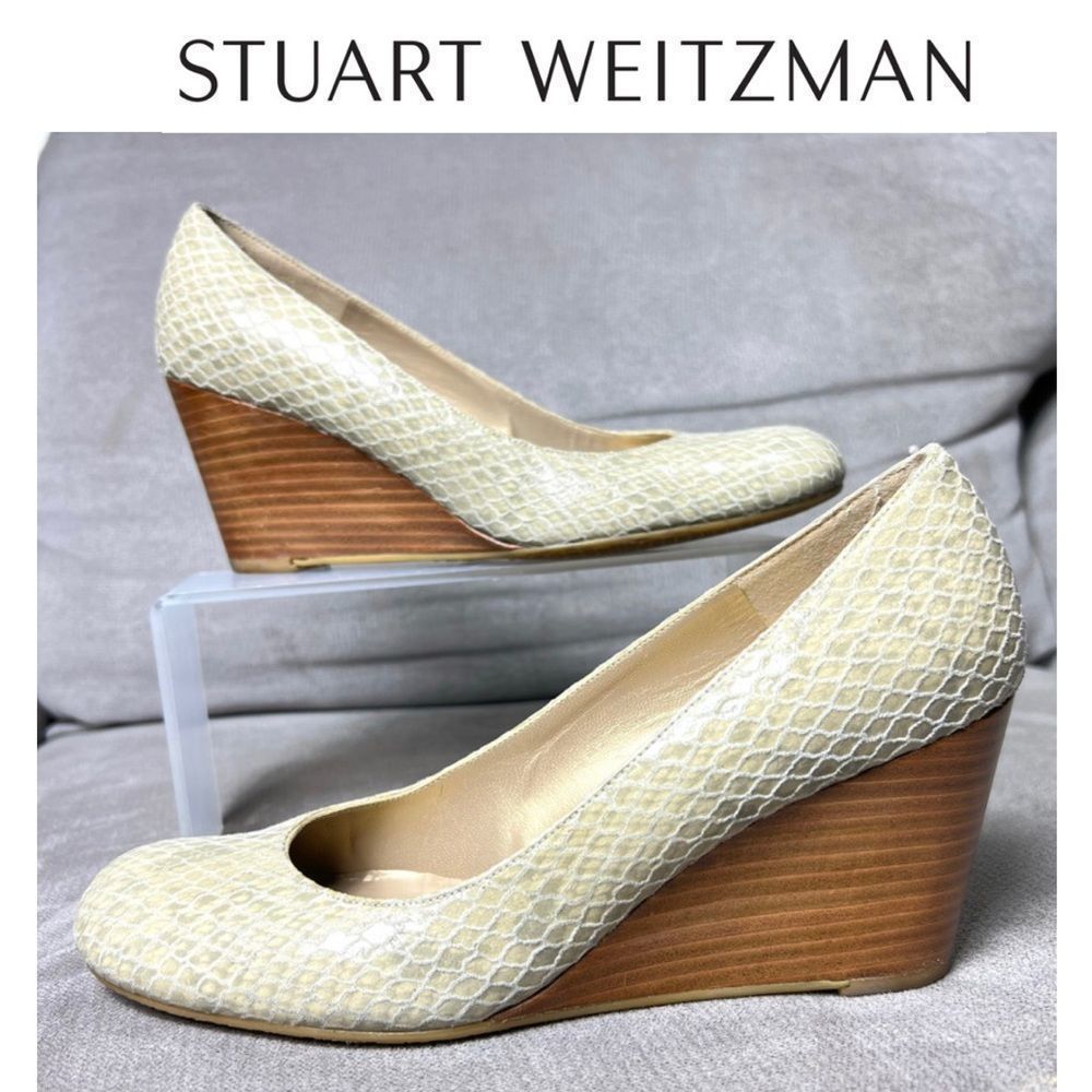 STUART WEITZMAN Size 7.5 Leather Snakeskin Light Green Wedge Wood Heel